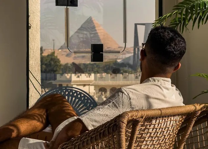 Fancy Pyramids\' View, Giza\'S Gem