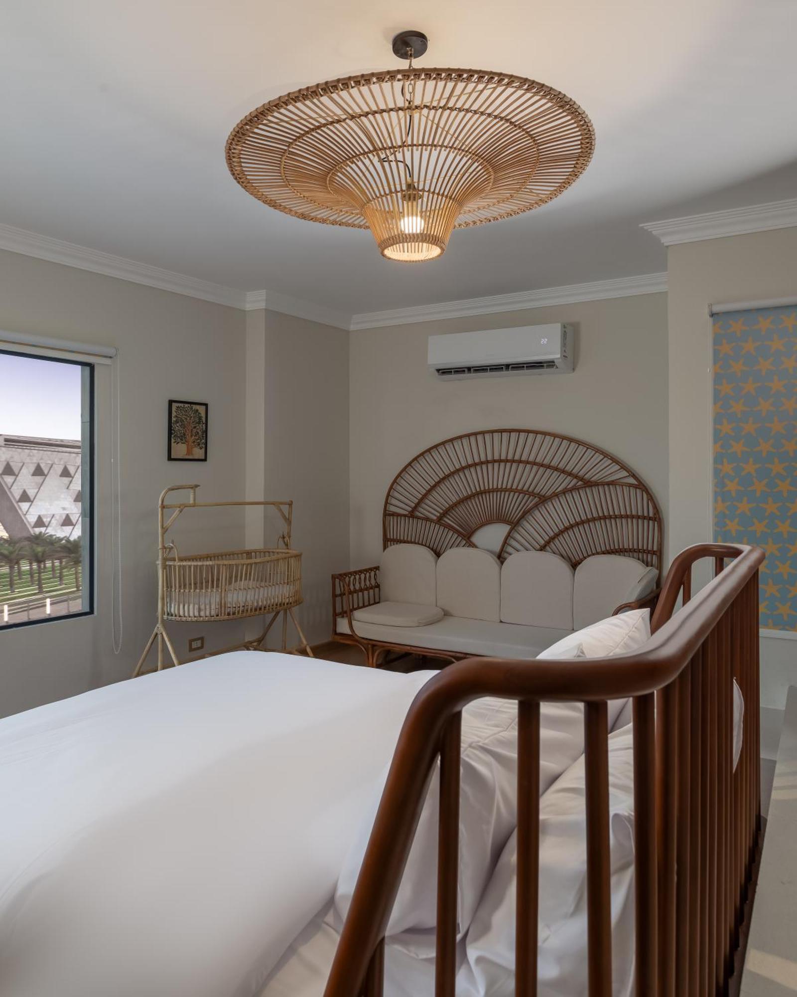 Fancy Pyramids' View, Giza's Gem Appartement